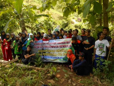 Desa Ngulanwetan Desa tepian Hutan